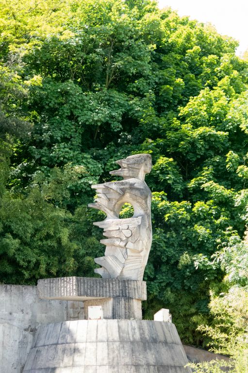 Statue proche du pont de Sèvres